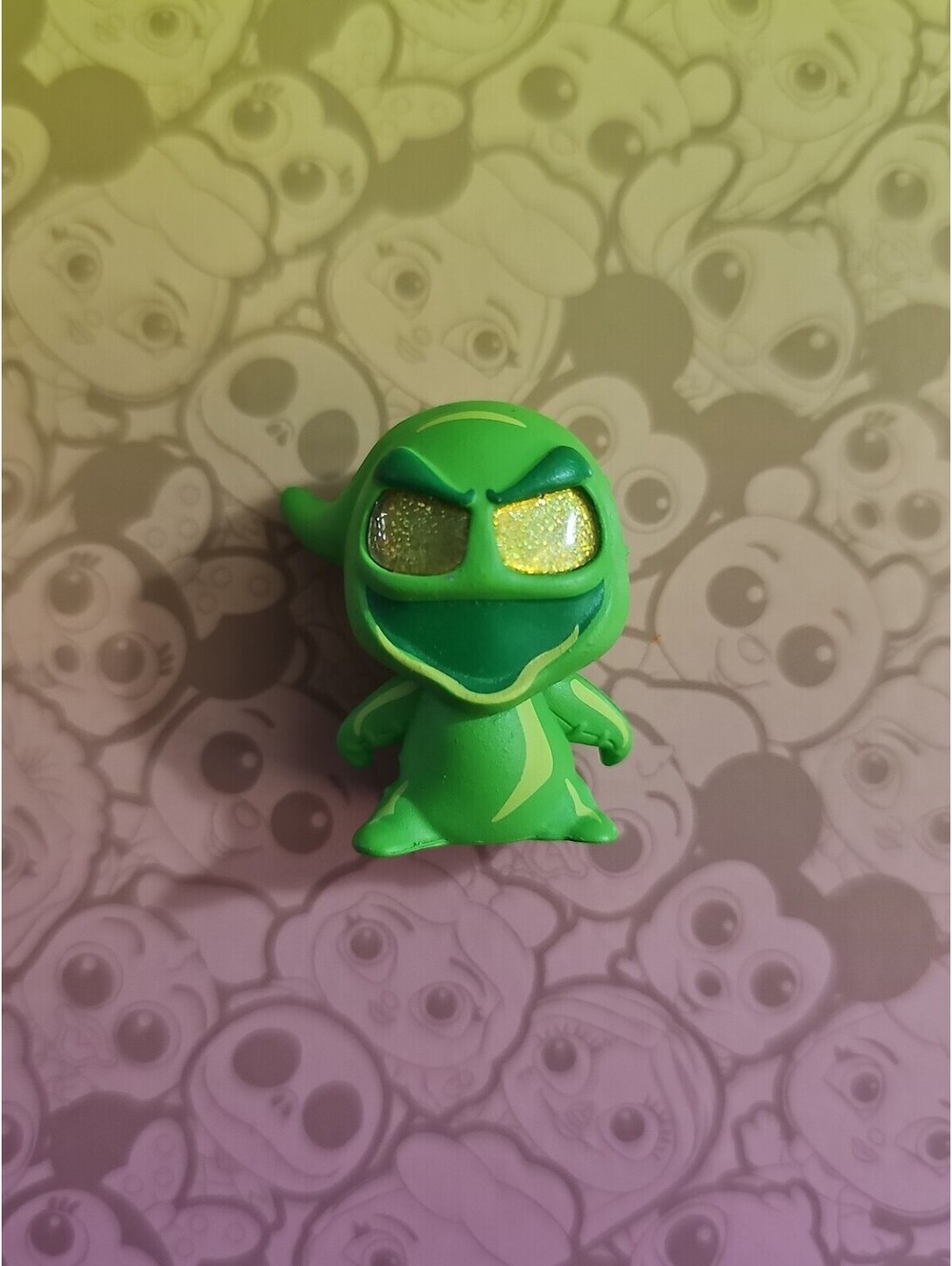 DISNEY DOORABLES NEON POP OOGIE BOOGIE